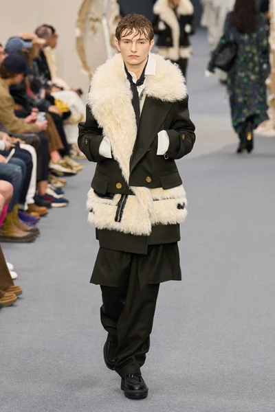 Look 65